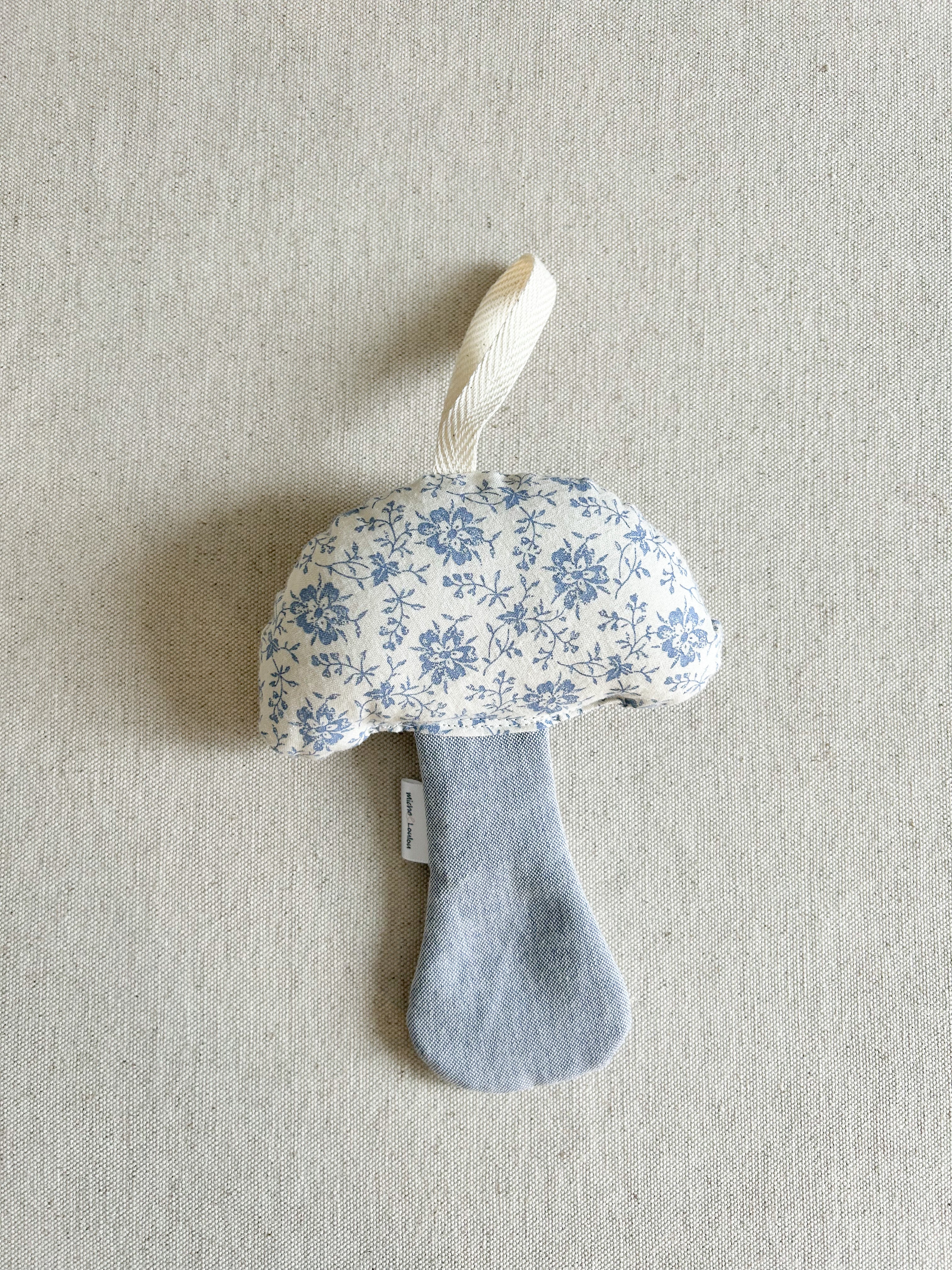 Champignon attache-suce